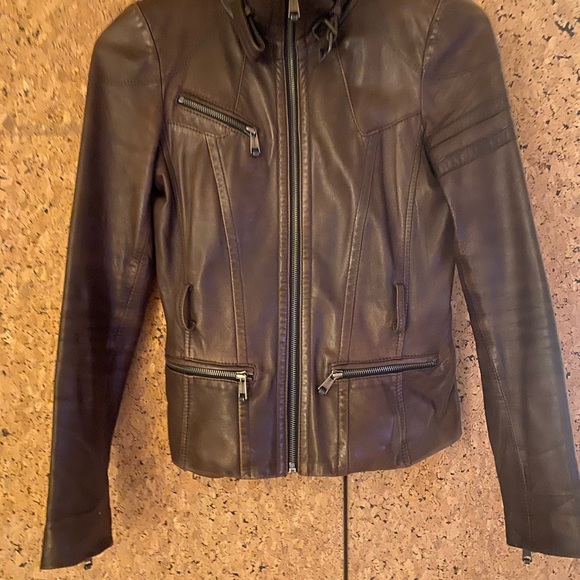 Andrew Marc Brown Leather Jacket with Detachable Fox Fur Collar, Women’s XS - Picture 3 of 11